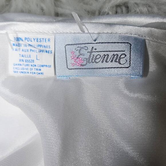 New Vintage Etienne Embroidered Lace Trim Peignoir White Satin Robe Size Large - Picture 4 of 11